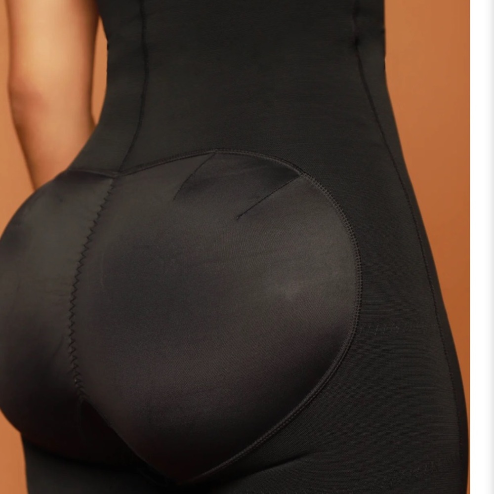 Faja body shaper with bra